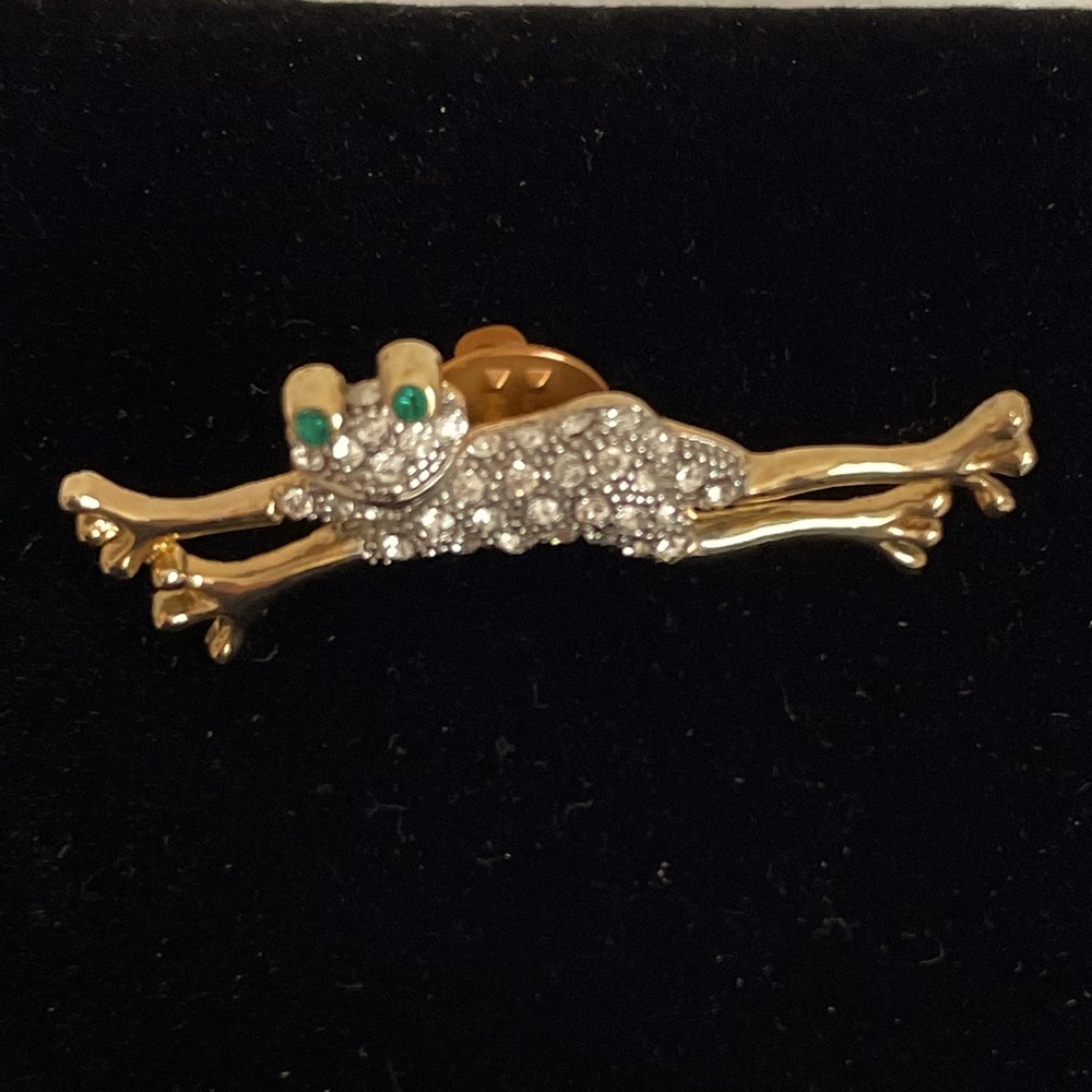 Vintage Leaping Frog pendent/ lapel Pin